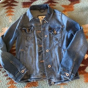 Girls Abercrombie jean jacket size 9/10
